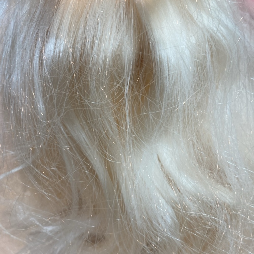 Vintage Barbie Doll Head to practice hairstyles - Picture 3 of 3
